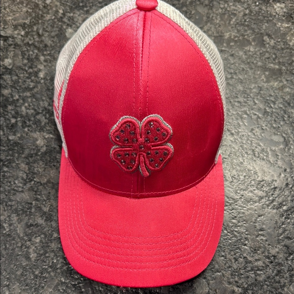 Top Golf Live lucky pink hat